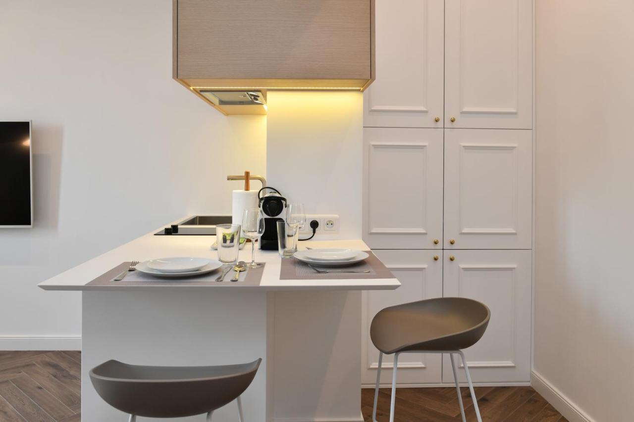 1 Bedroom Apartment Next To Monaco โบโซเลย ภายนอก รูปภาพ