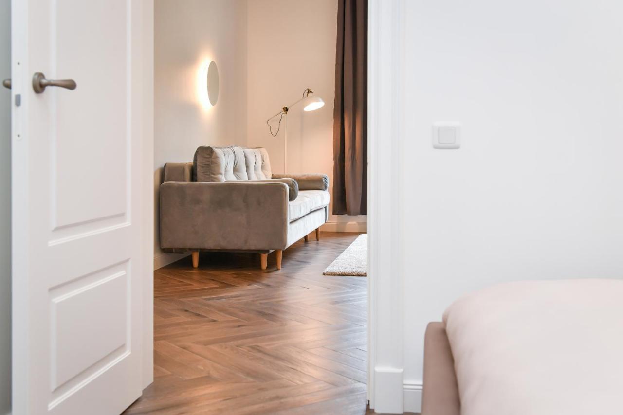 1 Bedroom Apartment Next To Monaco โบโซเลย ภายนอก รูปภาพ