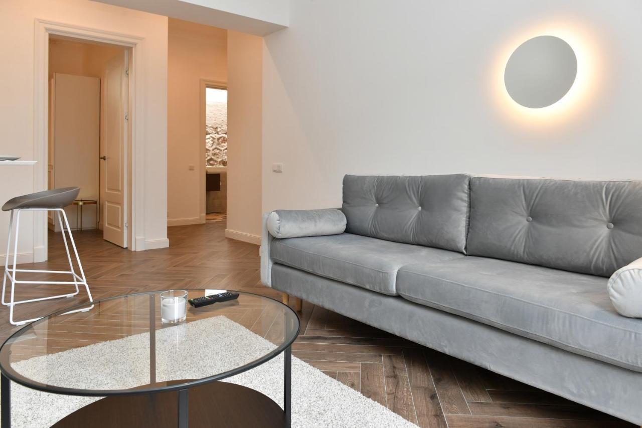 1 Bedroom Apartment Next To Monaco โบโซเลย ภายนอก รูปภาพ